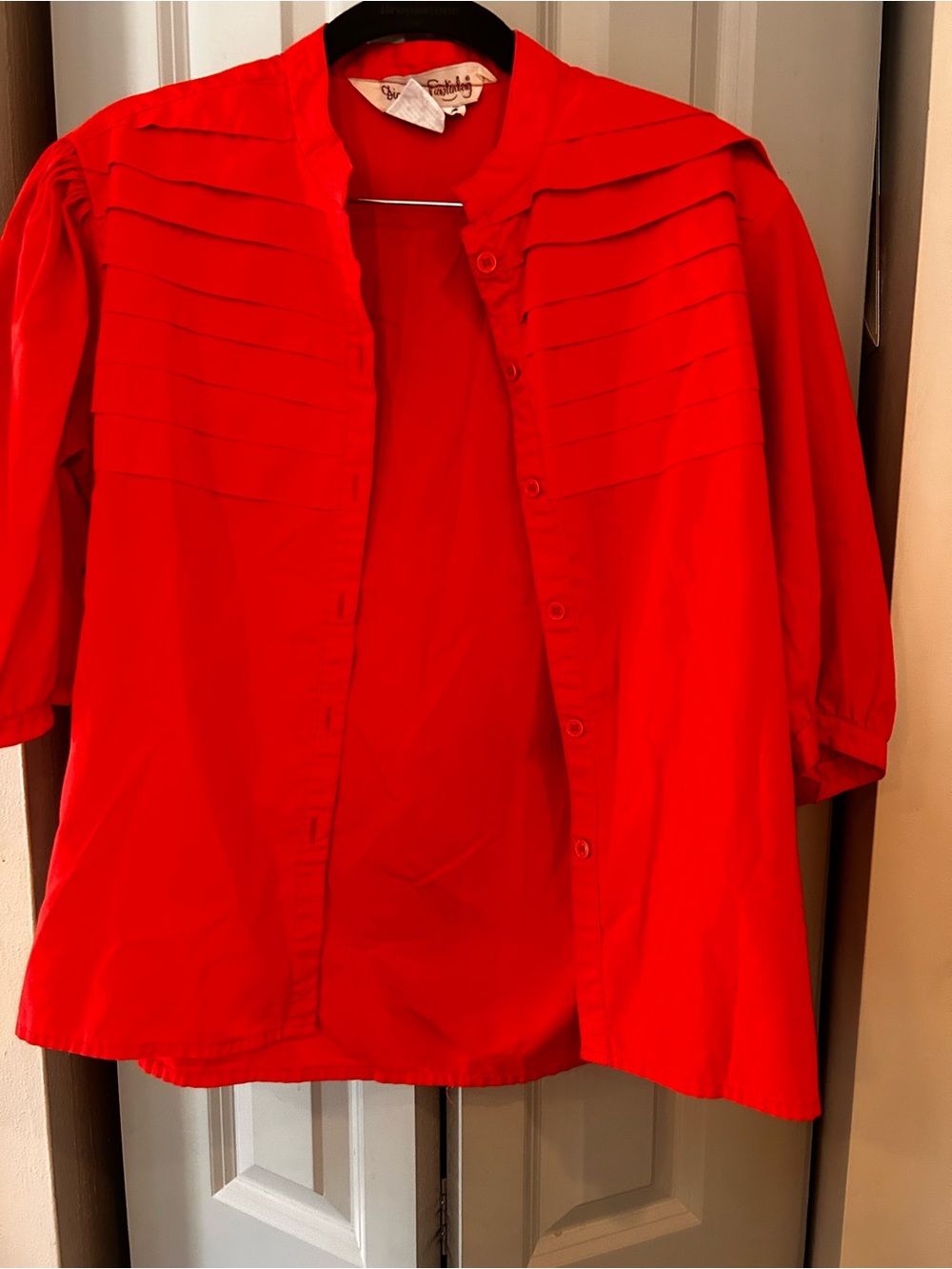 Diane Von Furstenberg Red Pintuck Button-Down Top